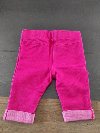 Petit pantalon rose, jeans
