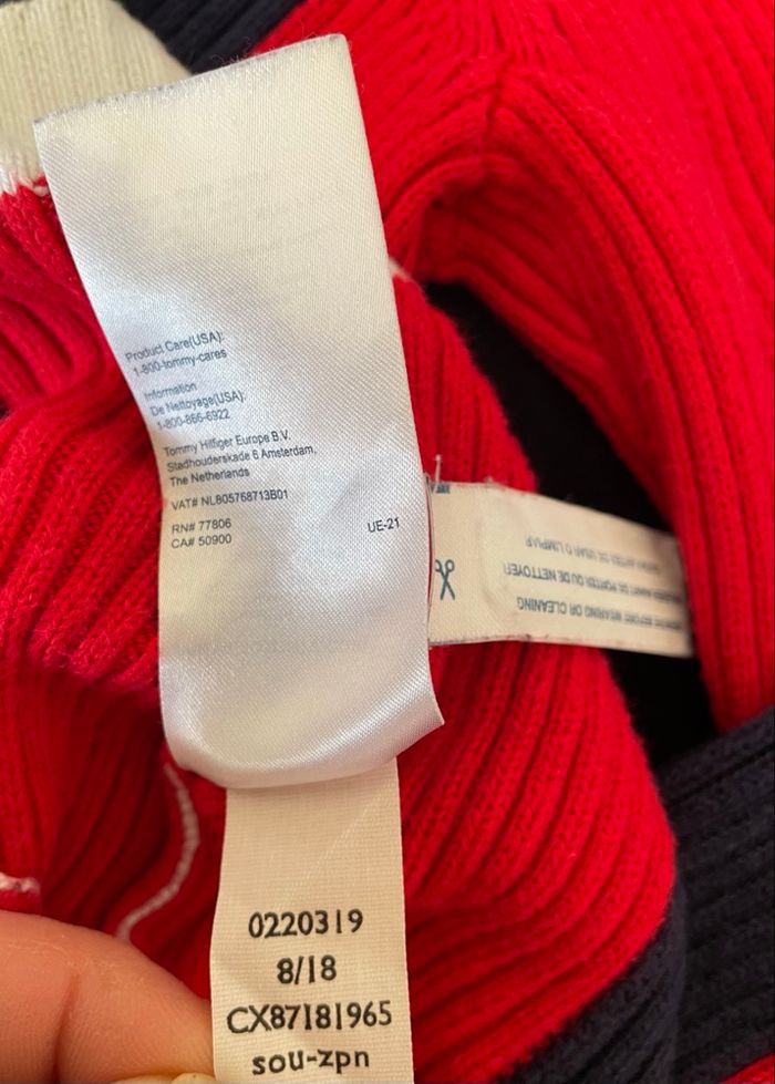 Robe Pull Fille 12 ans Tommy Hilfiger – Peu Porté Très bon état - photo numéro 6