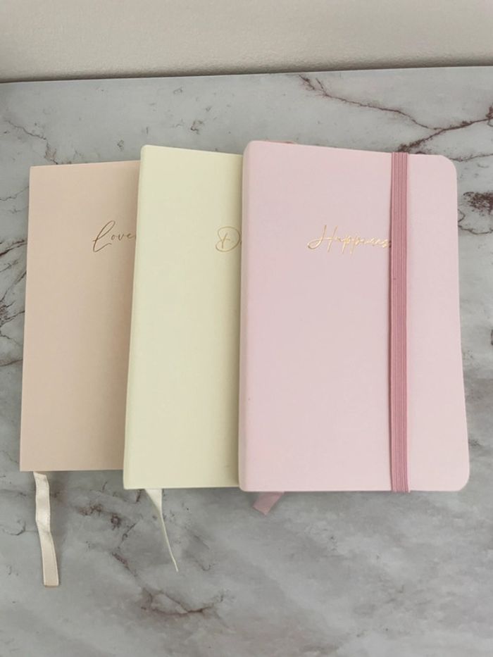 Lot de 3 carnets colorés à lignes avec inscription Neuf - photo numéro 3