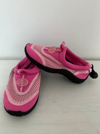 Chaussons d’eau rose T22 Tecnopro