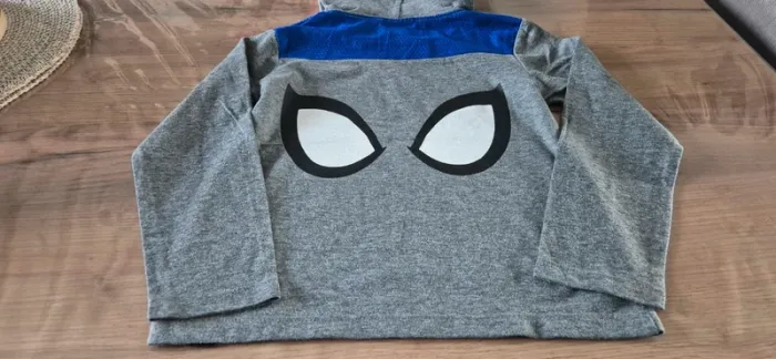 Tee-shirt marvel spiderman 6 ans - photo numéro 3