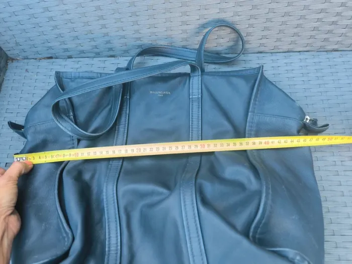 Grand sac à main fourre tout Balenciaga Laundry cabas - photo numéro 12