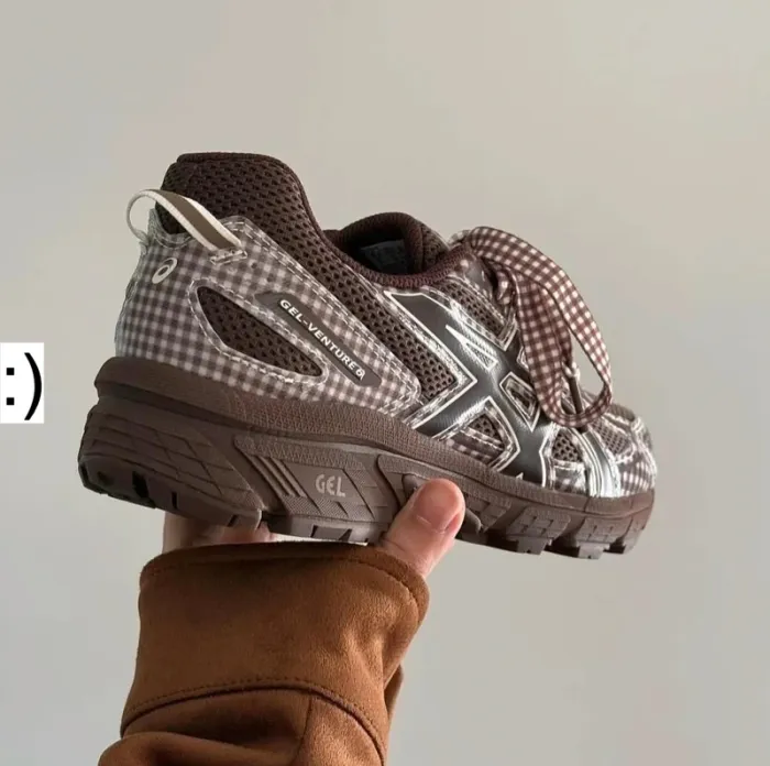 ASICS Story MFG. x Gel-Venture 6 - photo numéro 3