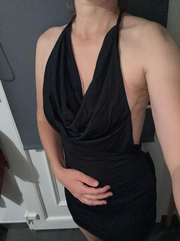 Robe soirée courte dos nu - photo numéro 8