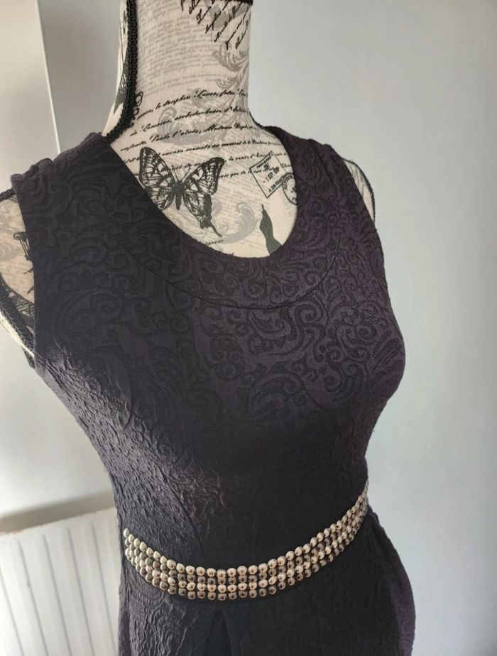 Petite robe noire (PRN) texturée, chic et moderne, T. 1 (équiv. S/M) - photo numéro 2