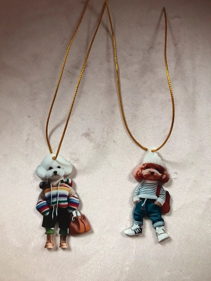 2 pendentifs figurines