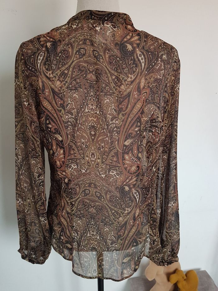 Chemisier voile transparent motifs cachemire marrons et noirs, aisselles 51 cm, Celaia, taille 42 - photo numéro 3