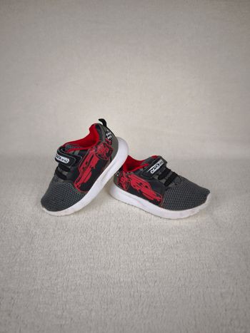 Baskets Disney Flash McQueen Garçon pointure 24