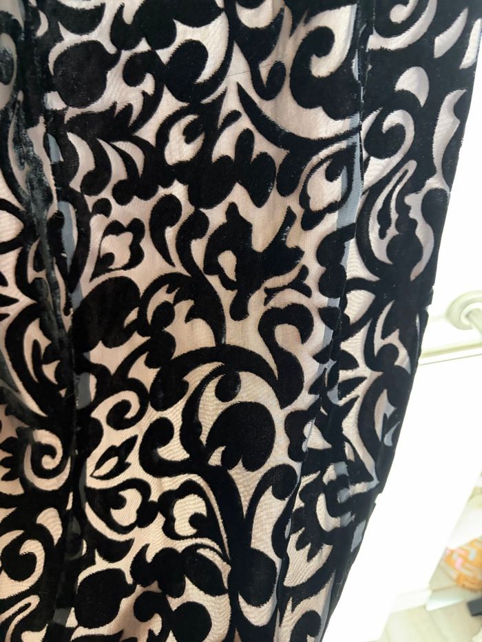 Robe en velours - photo numéro 2