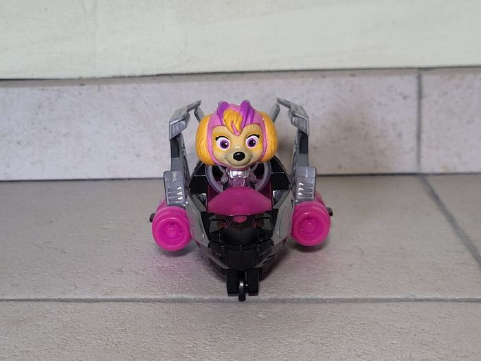 Véhicule stella mighty movie