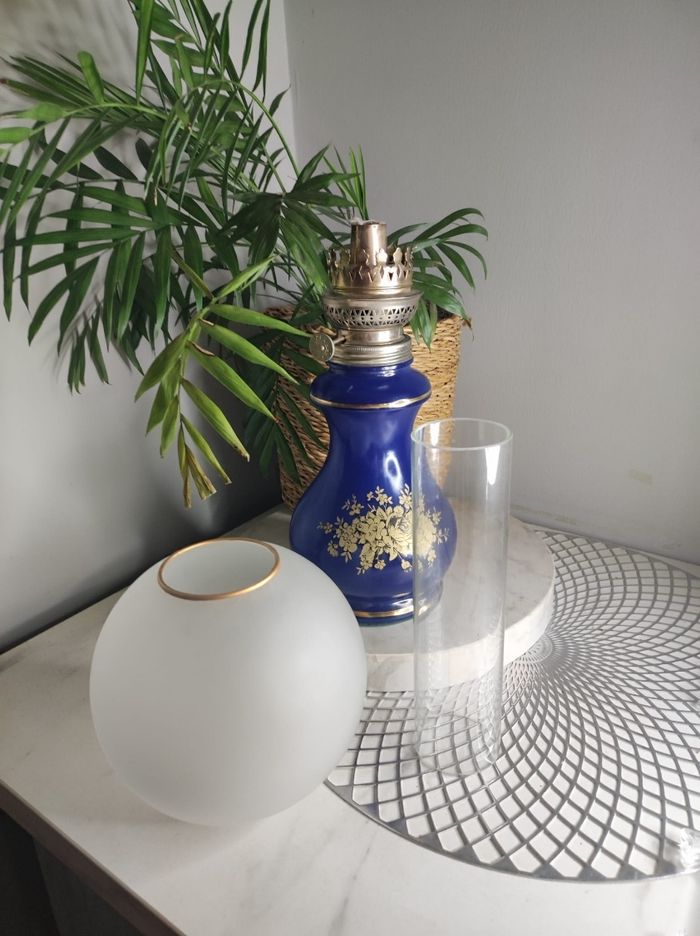 Lampe à pétrole d'époque - photo numéro 4