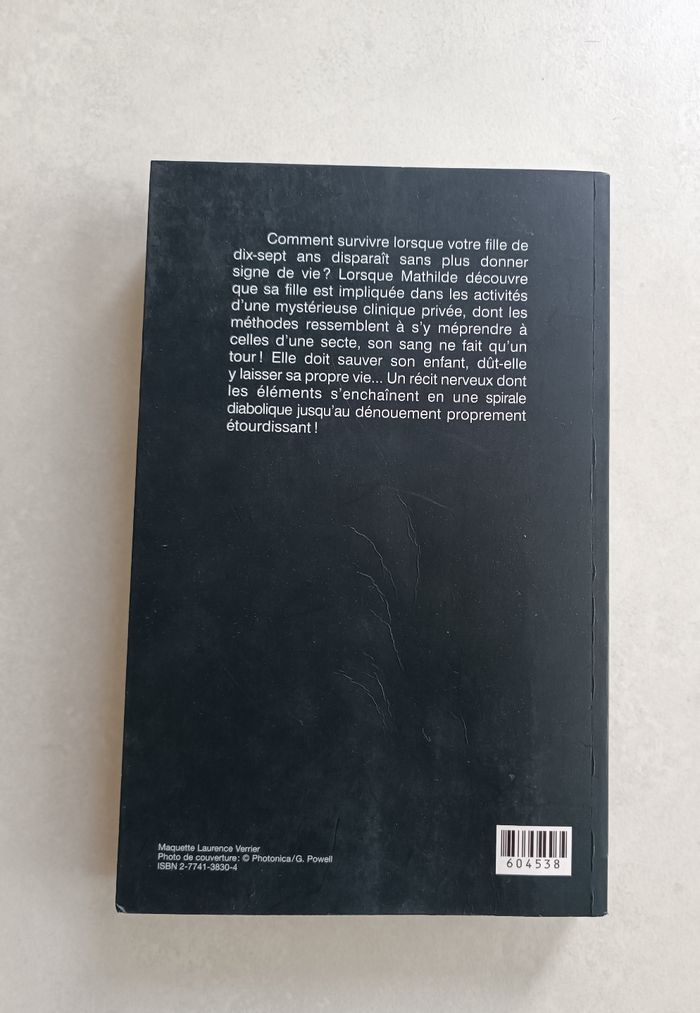 Livre : La nuit du Verseau - photo numéro 2