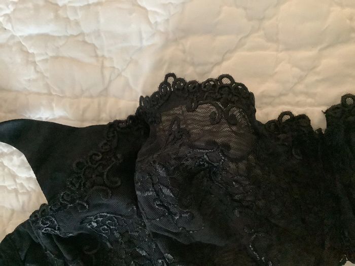 Soutien-gorge dentelle Triumph neuf étiquette noir 95E - photo numéro 7