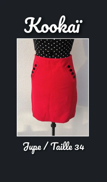 Jupe style retro rouge à boutons noirs Taille XS Kookaï