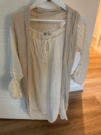 Blouse blanche avec gilets