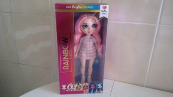 25€ BELLA PARKER RAINBOW HIGH