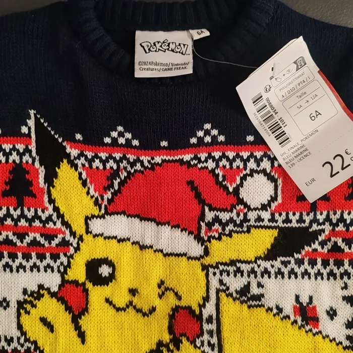 Pull noël hiver Pikachu 6 ans Pokémon (Neuf) - photo numéro 2