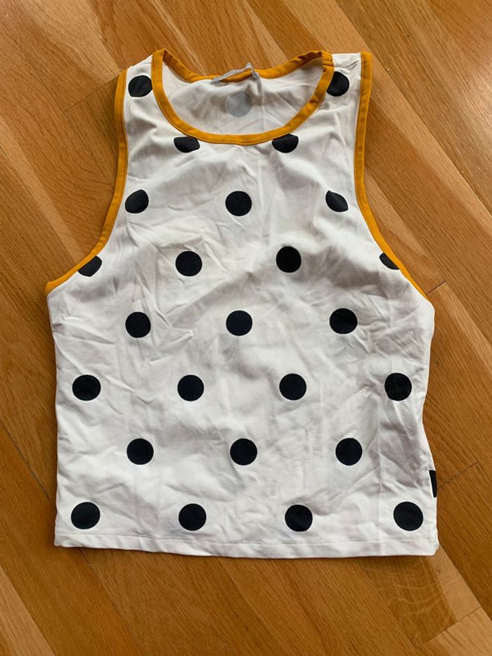 Crop top Zara taille M à pois noir et blanc et col jaune