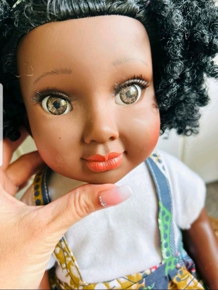 Poupee nairmadolls - photo numéro 5