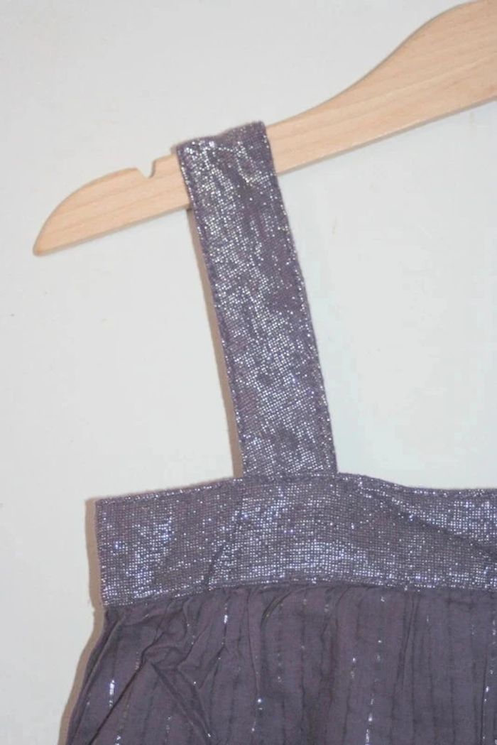 Haut à bretelles avec fils d'argent un peu partout Kidkanai - photo numéro 2