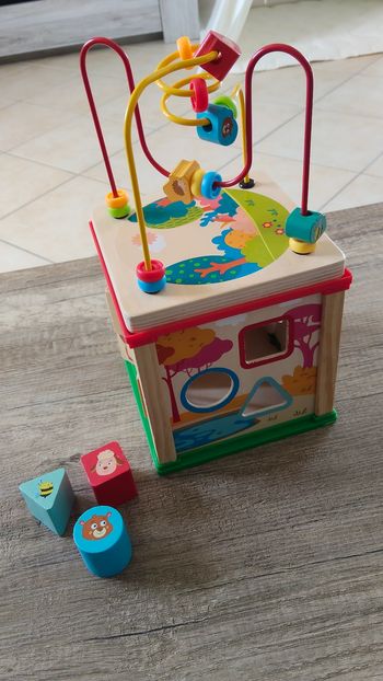 Cube d'activité en vous - 1 an et +