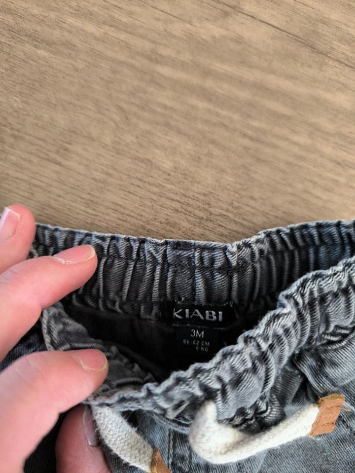 Pantalon 3 mois - photo numéro 3