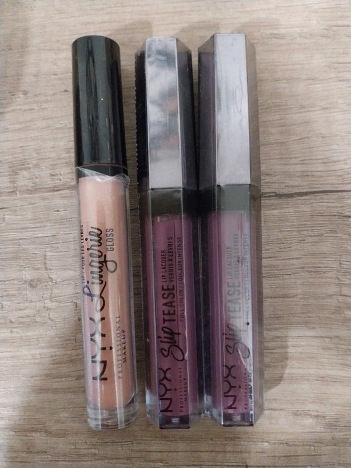 Lots NYX Lingerie et Nyx Slip Tease