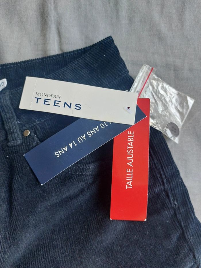 Pantalon en velours Monoprix taille 10 ans neuf - photo numéro 4