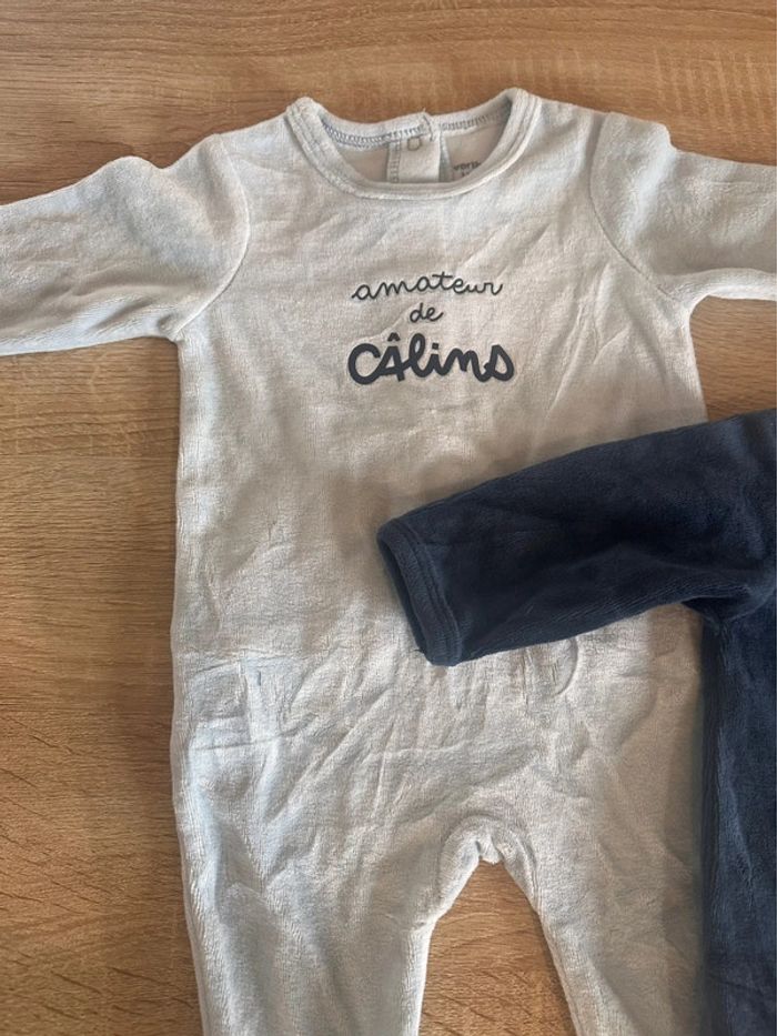 Lot pyjama 1 mois - photo numéro 2