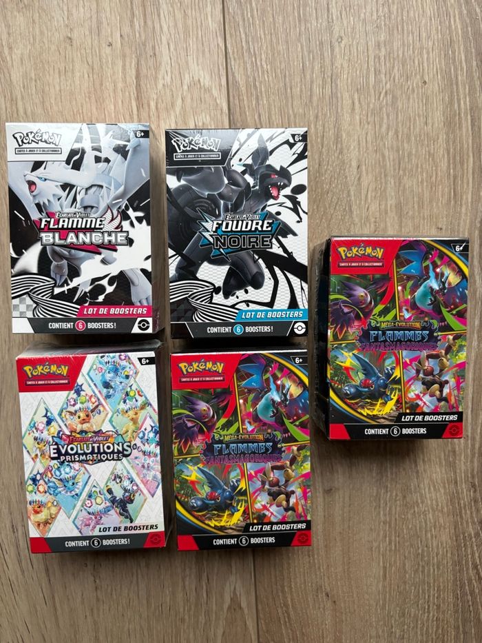 Lot 5 bundle Pokémon