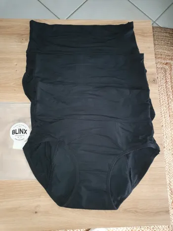 3 Boxer Menstruel blinx  taille haute taille 36 neuf