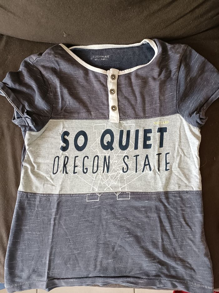 Tee shirt