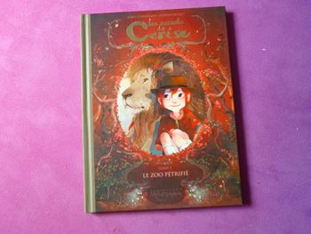 Livre BD les carnets de cerise Tome 1 le zoo pétrifié neuf
