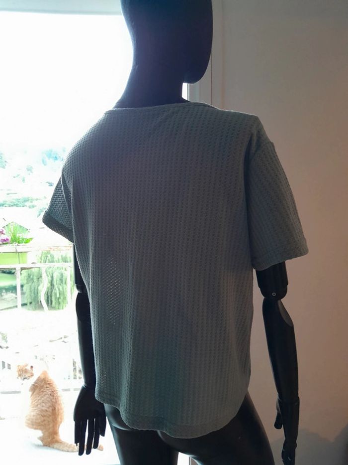 T-shirt côtelé bleu col v - photo numéro 4