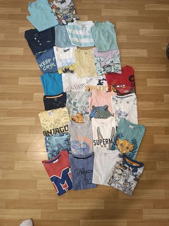 Lot de 27 t-shirts manches courtes