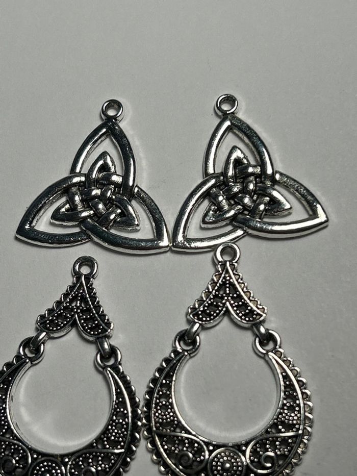 C492, lot breloques - photo numéro 2