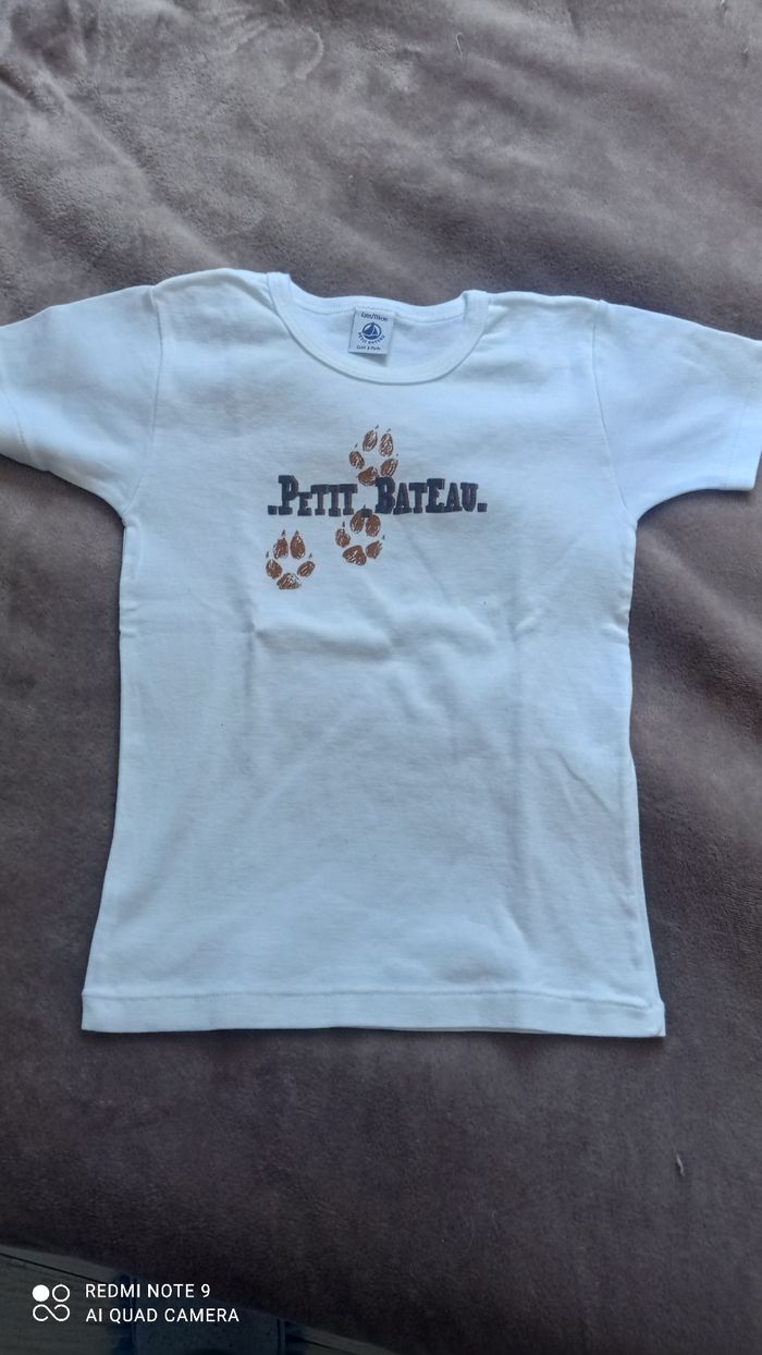T-shirt blanc Petit Bateau 6 ans neuf sans étiquette - photo numéro 2