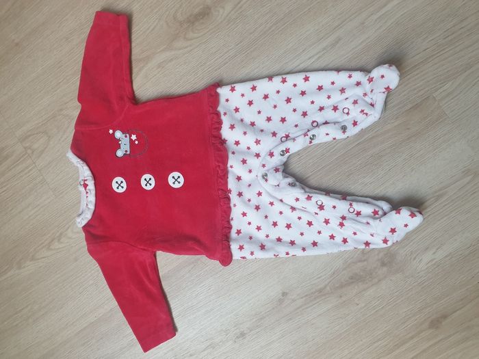 Lot de pyjamas - photo numéro 4