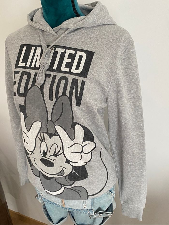 Pull Sweat Capuche Gris Disney Minnie - photo numéro 3
