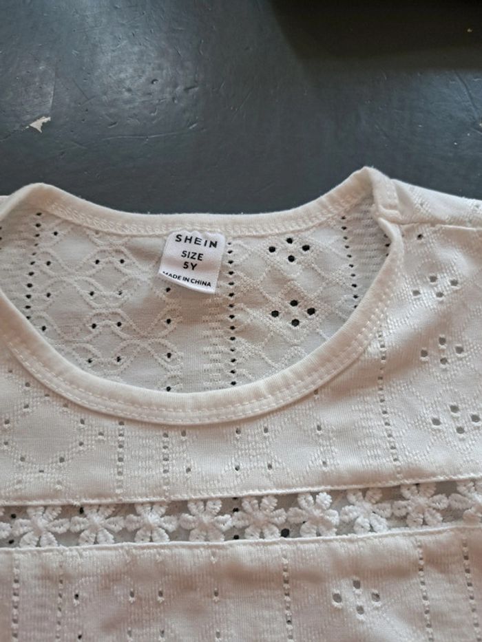 Lot de 3 tee-shirts manches courtes fille 5 ans - photo numéro 5