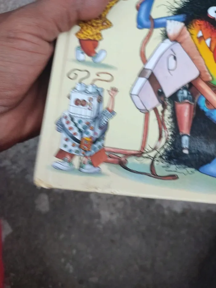 Livre le déguisement de kitou scrogneugneu - photo numéro 5