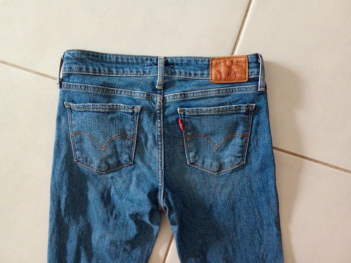 Levi's 711 super skinny W25 - photo numéro 4