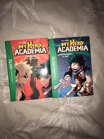 2 livres My hero academia neufs