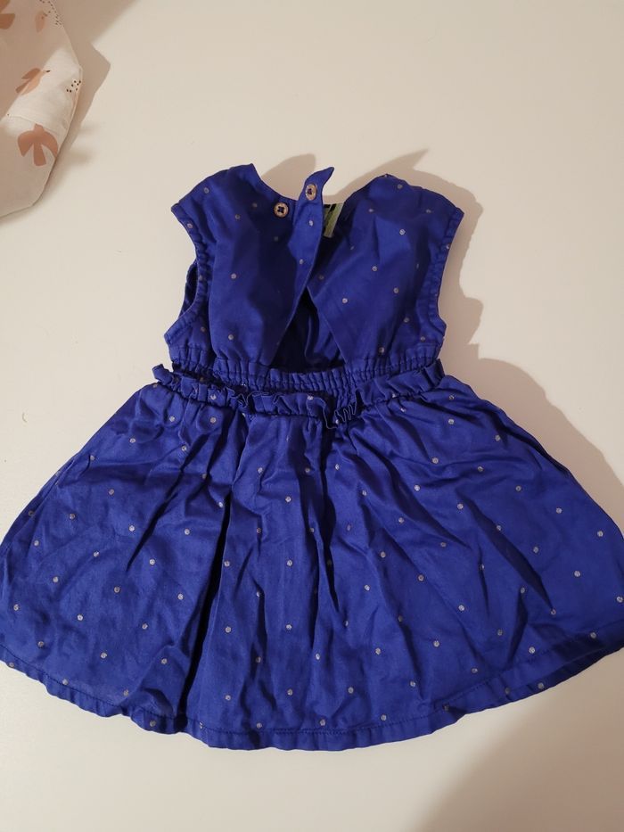Robe 3 mois - photo numéro 2
