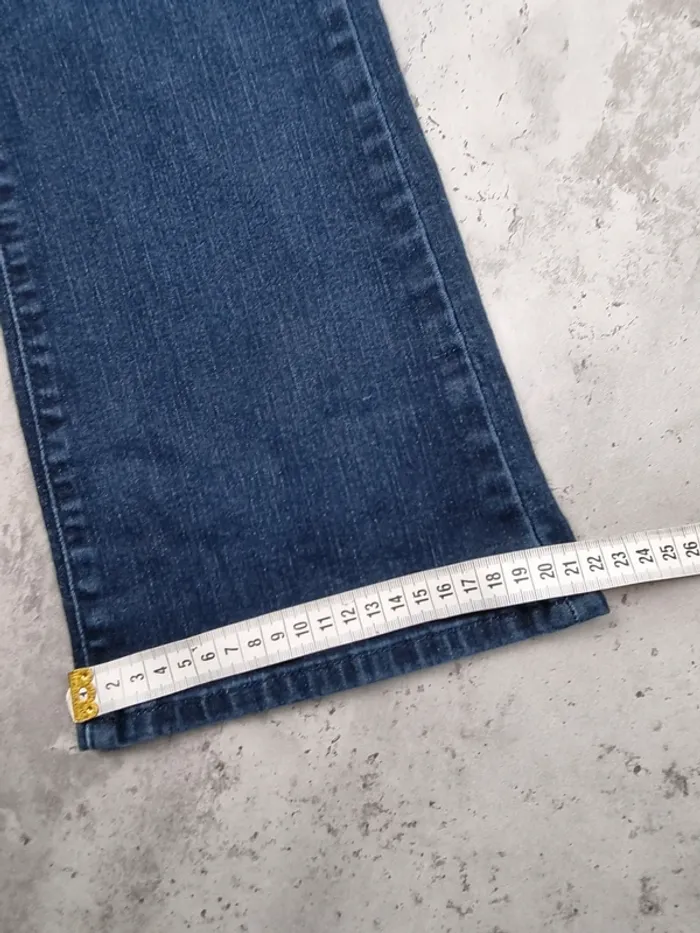 Jean Levi’s Signature Mid Rise Bootcut Bleu – Taille 40 Femme (mesures en photos) - photo numéro 7