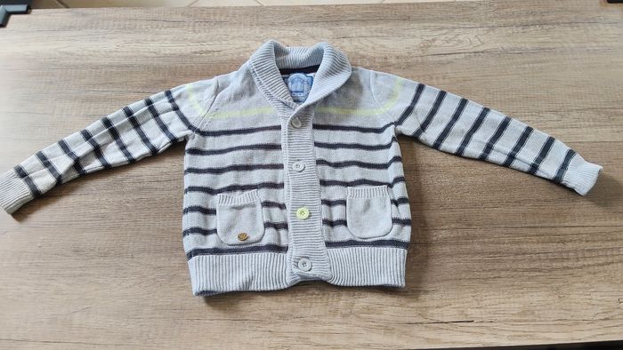 Gilet à boutons 3 ans