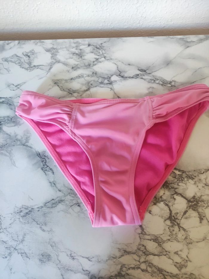 Maillot de bain taille 8 ans