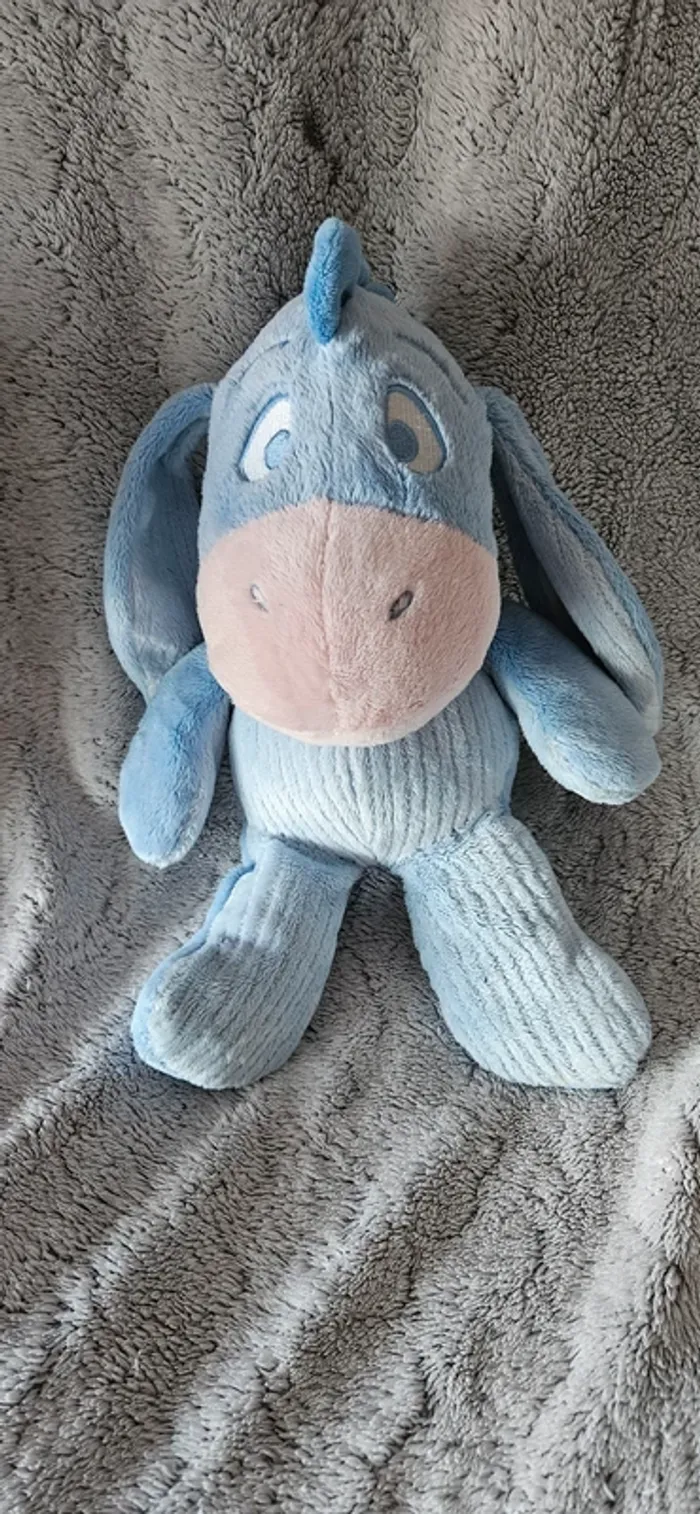 bourriquet peluche disney 35 CM