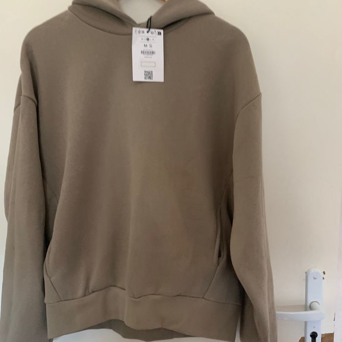 Sweat- bershka neuf