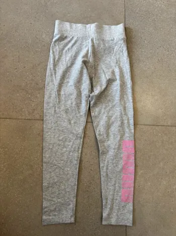 Leeging gris Puma, taille 9/10 ans, très bon état